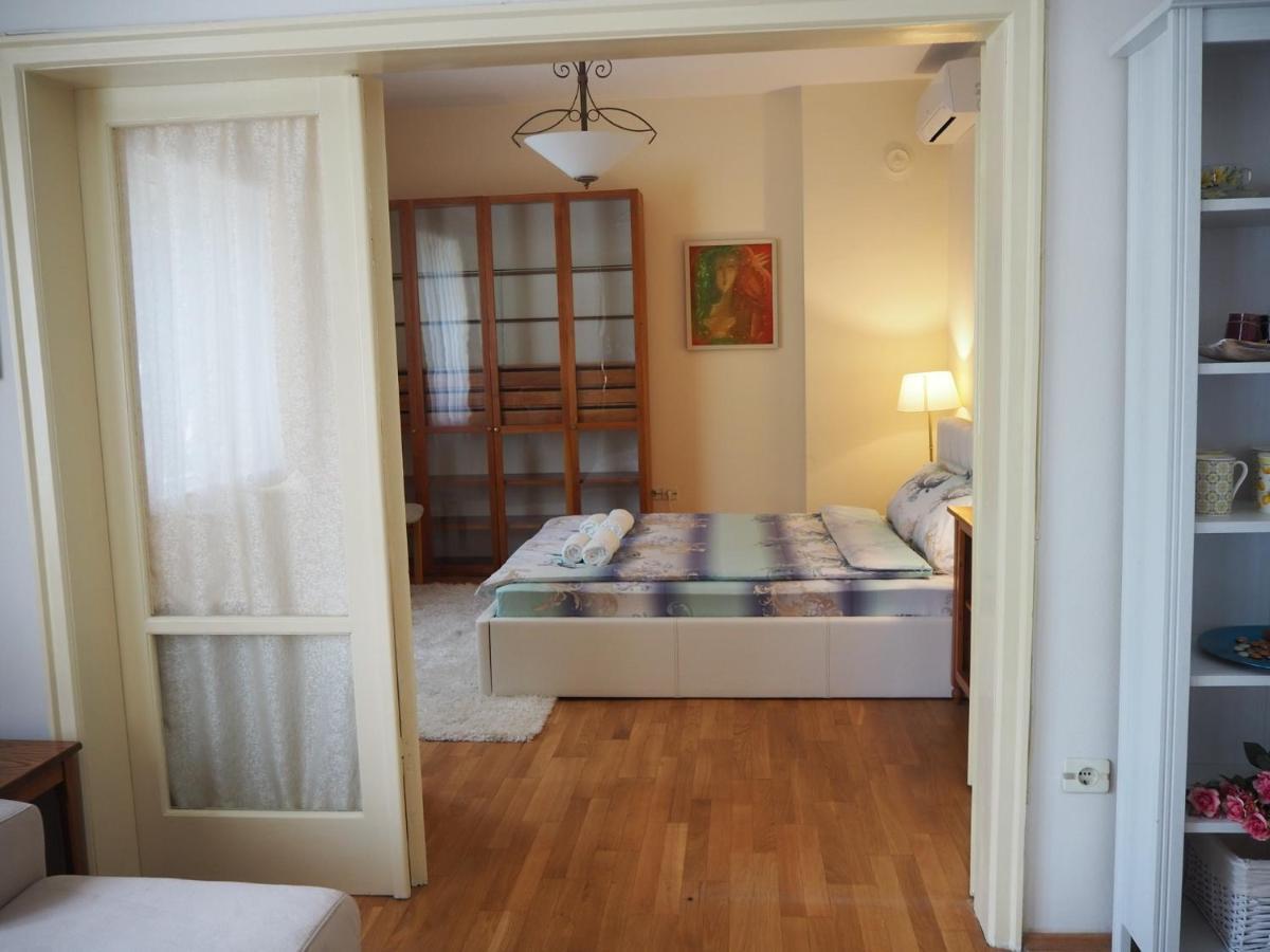 Yoana Apartment Varna Exterior foto