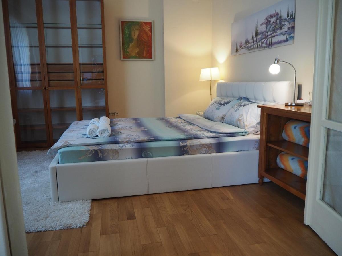 Yoana Apartment Varna Exterior foto